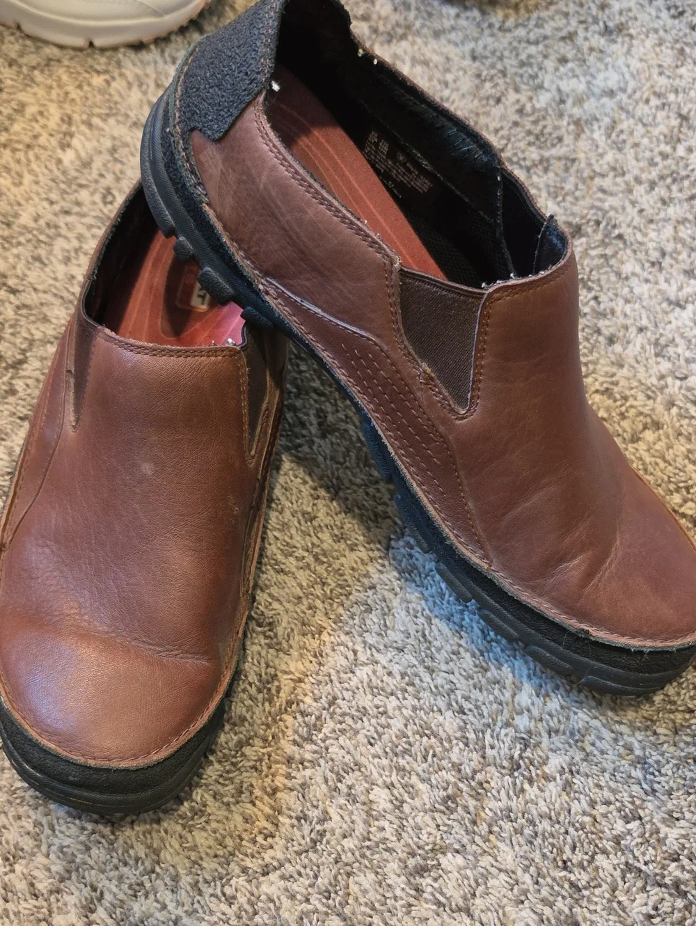 AWESOME ARIAT ATS NON SLIP BROWN LEATHER LOAFERS/SNEAKERS